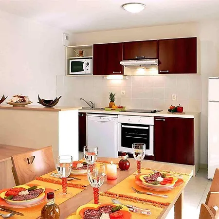 Hotel Citea Lissieu-dardilly 2*